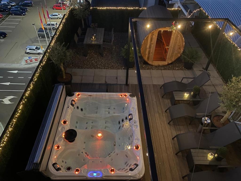 Wellness Dome Penthouse Suite ケルクラーデ エクステリア 写真