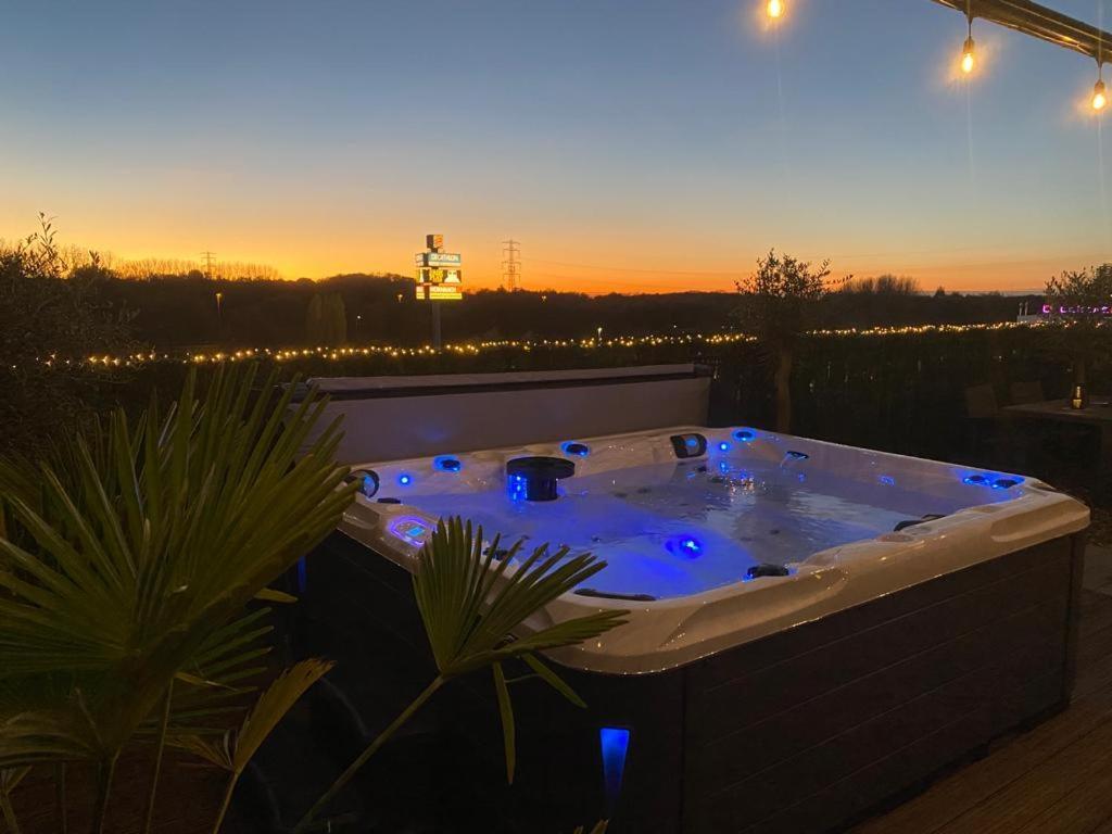 Wellness Dome Penthouse Suite ケルクラーデ エクステリア 写真